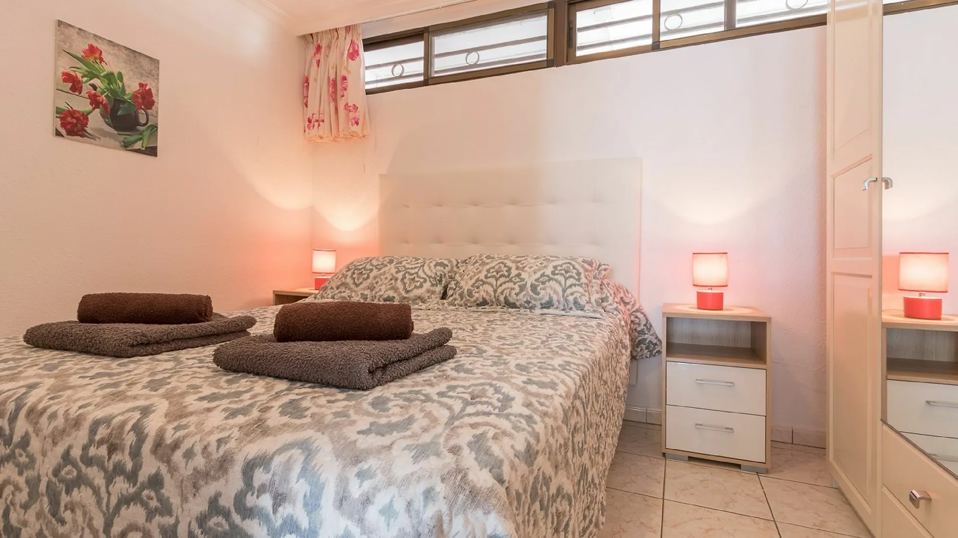 Olympia Apartment Las Americas Costa Adeje 0*,  İspanya